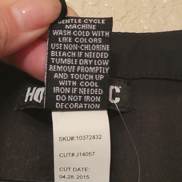 Hot Topic Womens Top Black & White L  Skull Fringe Kimono Open Front New - Picture 5 of 8